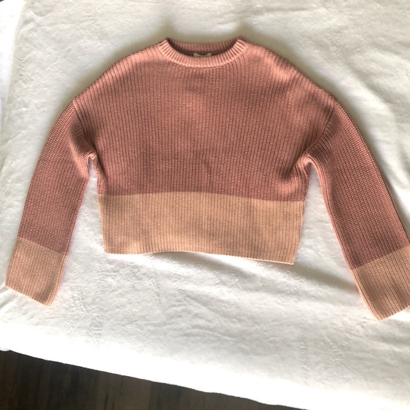 525 Cropped Color Block Sweater - Picture 2 of 4